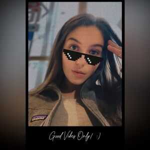 Meet your Posher, Kelly May💚